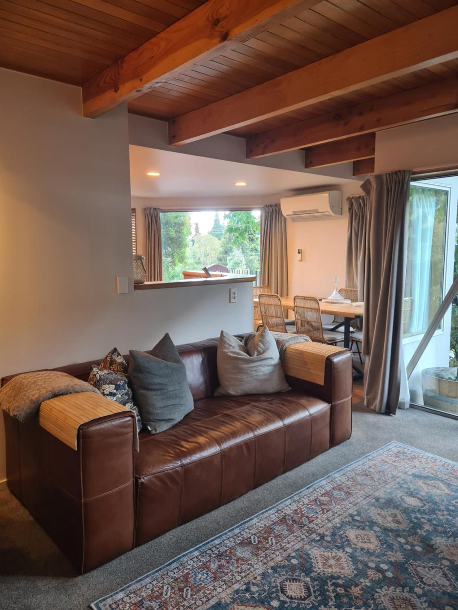 Villa 10 - Central Stylish Apartment Квінстаун Екстер'єр фото